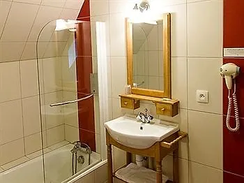 Auberge Du Cheval Blanc Châteaugiron Frankrijk