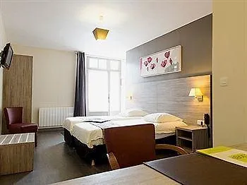 Auberge Du Cheval Blanc Domloup 2*, Chateaugiron
