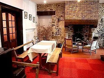 ** Hotel Auberge Du Cheval Blanc Domloup France